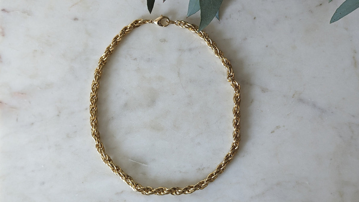 Vintage Gold Tone Rope Chain