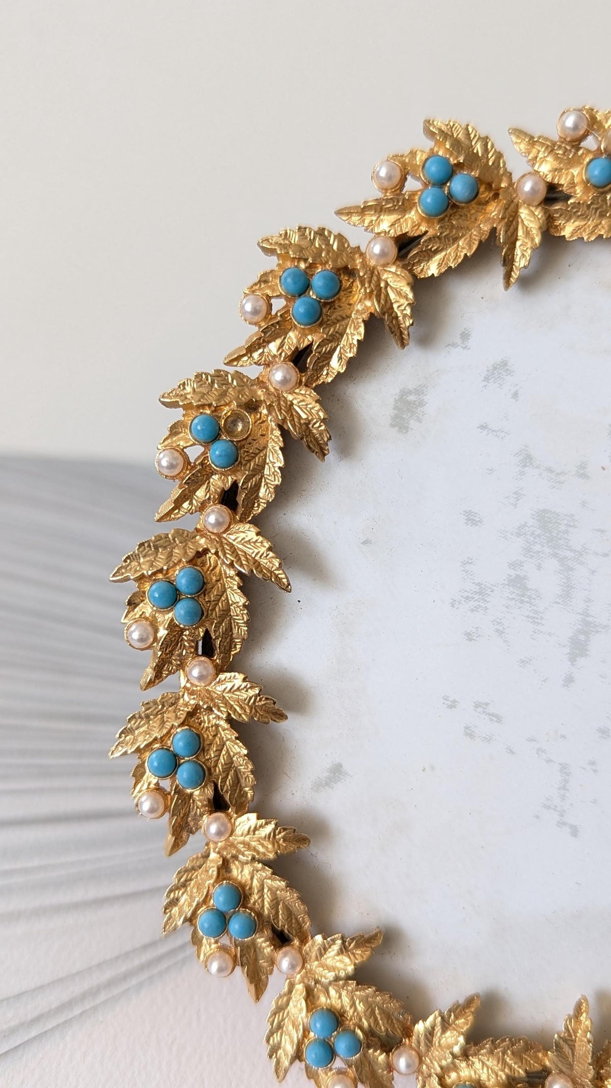 Vintage Mirella Oval Gold Flower Free Standing Frame