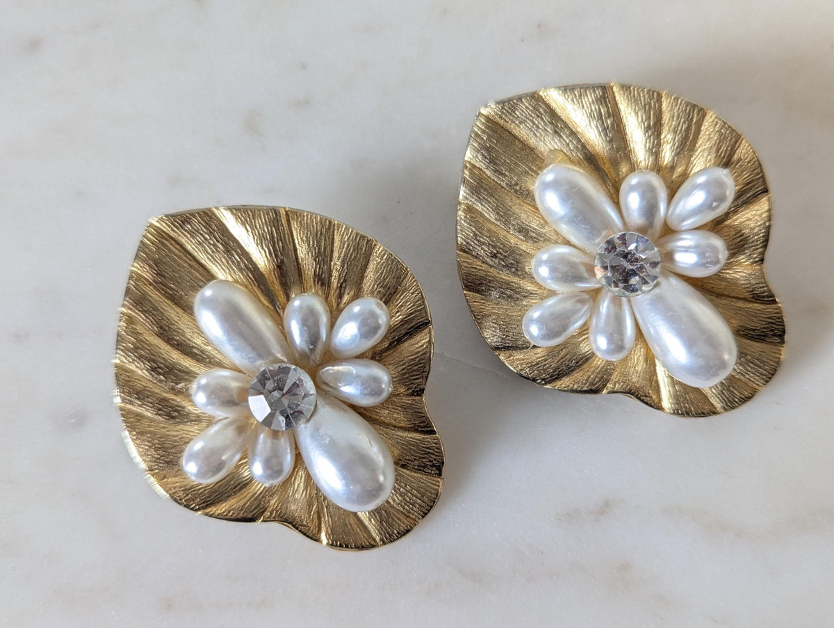 Vintage Gold Tone Leaf 80s Clip On Earrings With Pearl and Faux Diamond