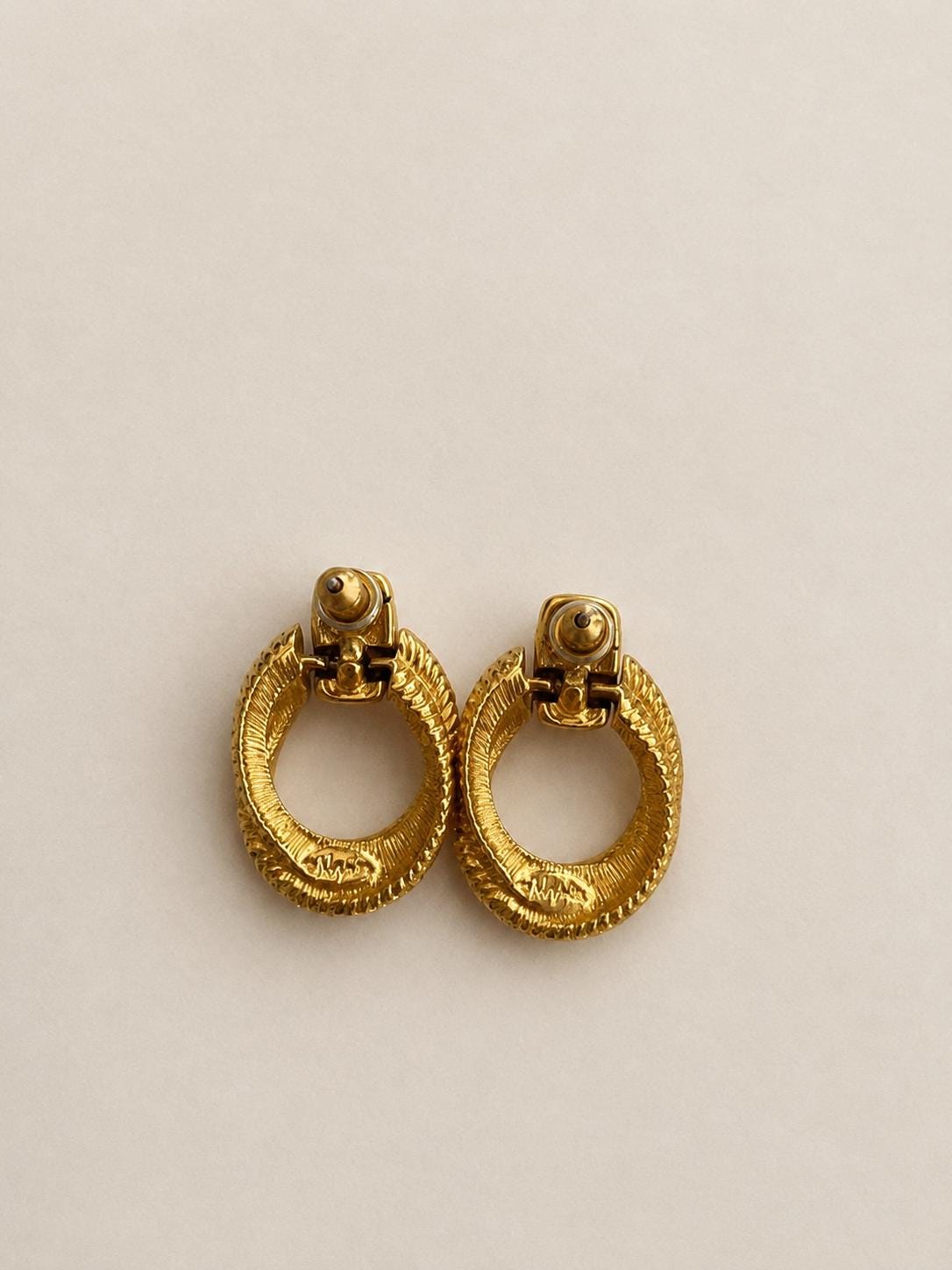 Vintage Napier Gold Tone Clip On Earrings